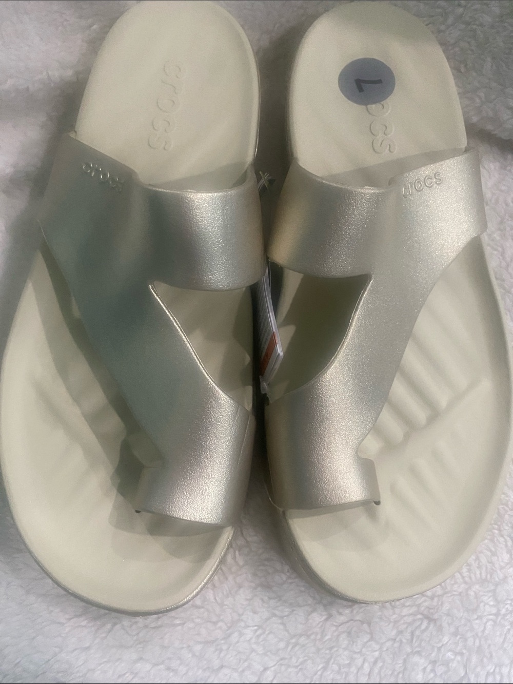 CROCS Getaway Metallic Platform Toeloop  Sandals